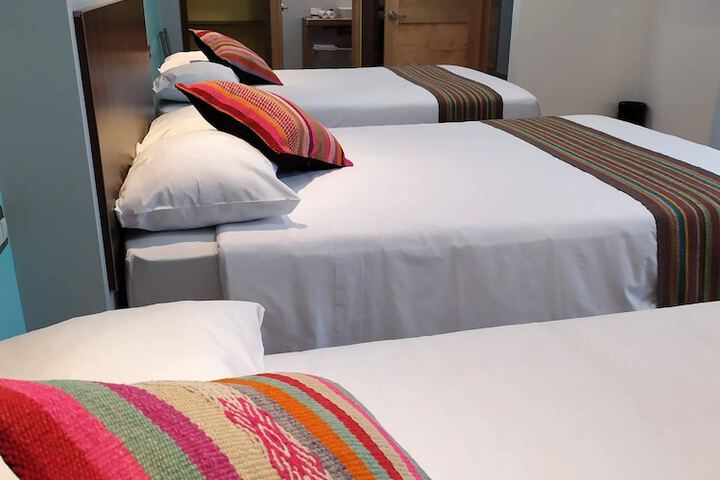 Room 15 of 32
