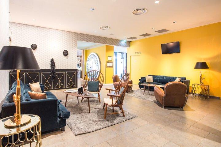 Lobby Photos