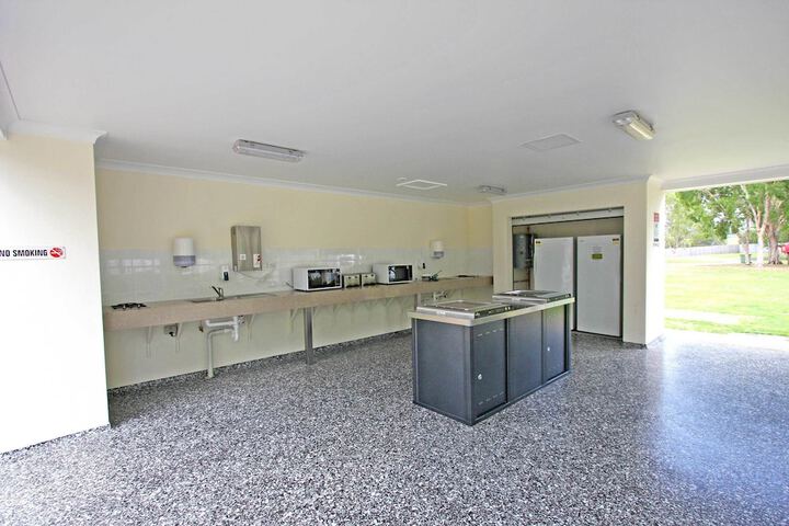 Breakfast/Coffee Service 31 of 49