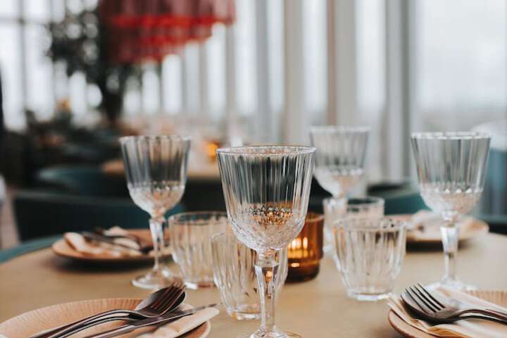 Dining 63 of 105