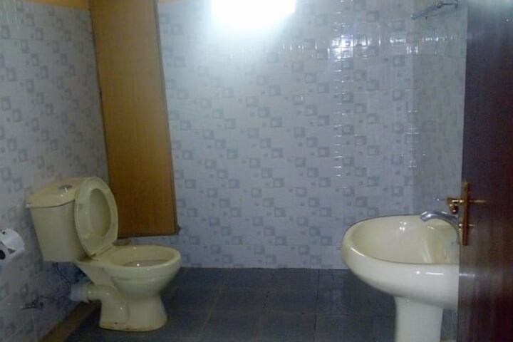 Room 10 of 19