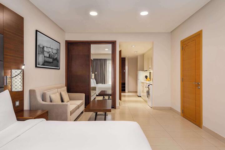 Room 48 of 74