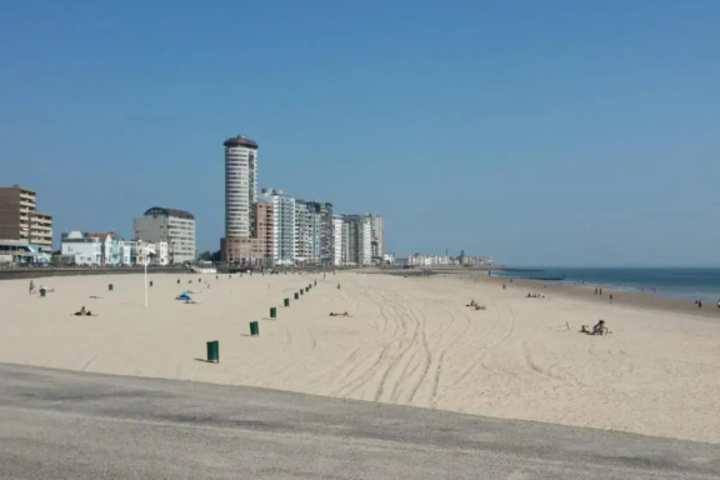 Beach 4 of 9