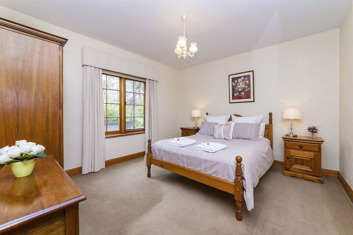 Room 5 of 30
