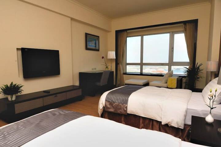 Room 16 of 31