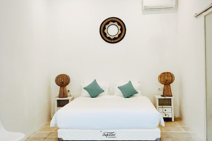 Room 14 of 52