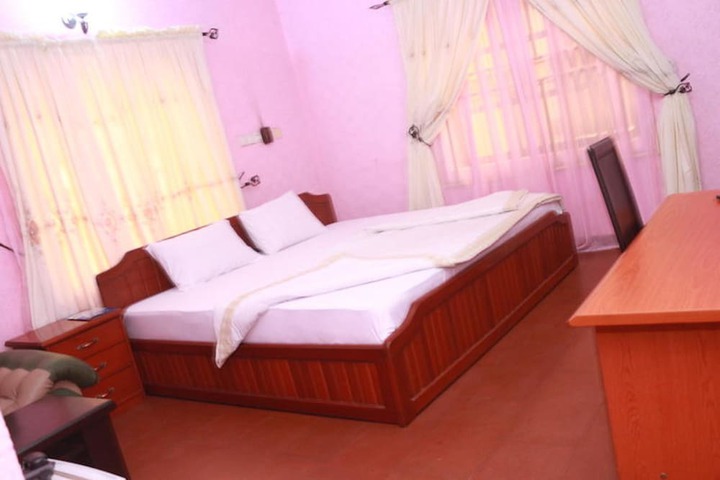 Room 20 of 68