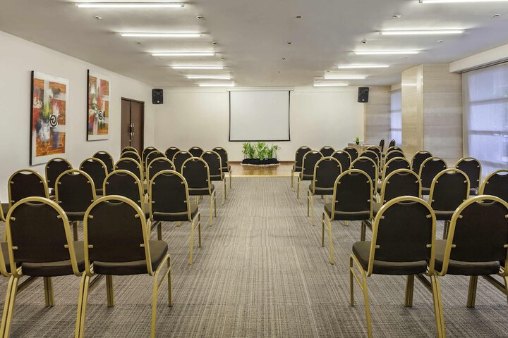 Meeting 52 of 61