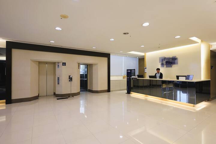 Hotel 33 of 36