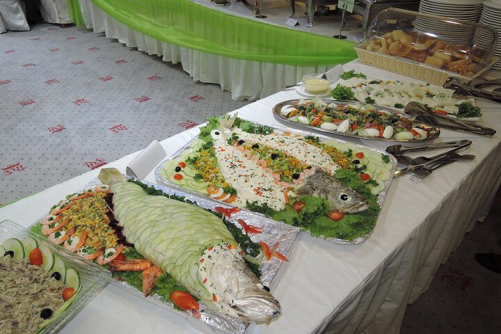 Dining 45 of 53