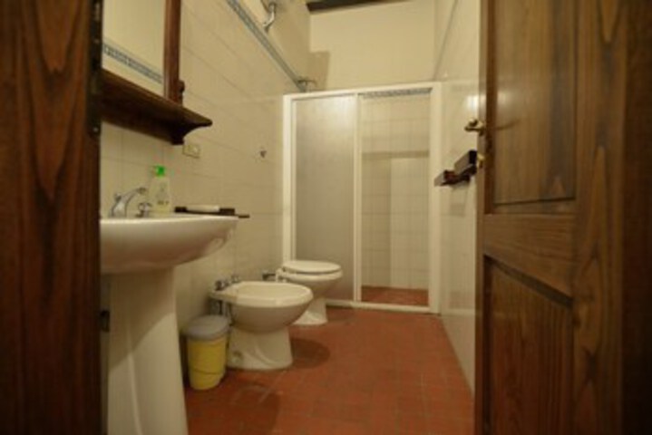 Room 3 of 35