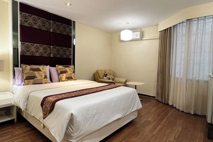 Room 17 of 31