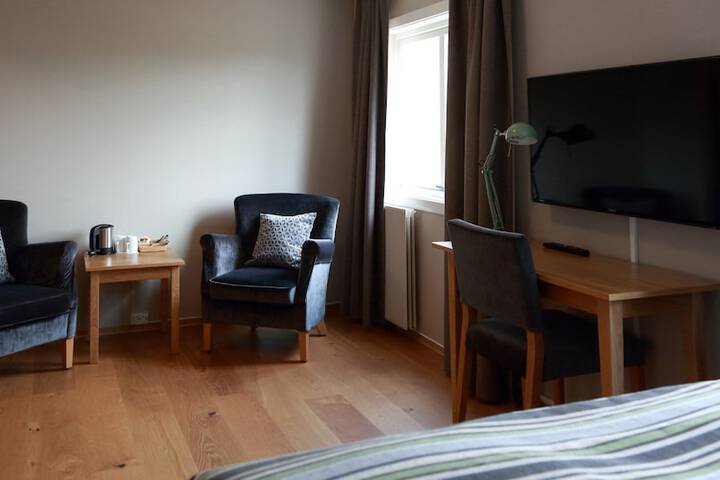 Room 26 of 111