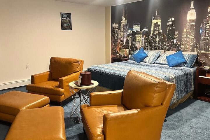 Room 21 of 66