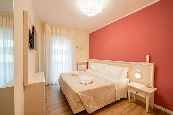 Room 13 of 71