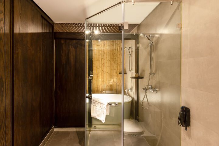 Bath Interior