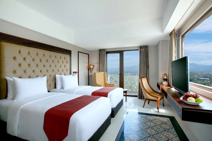 Room 5 of 42