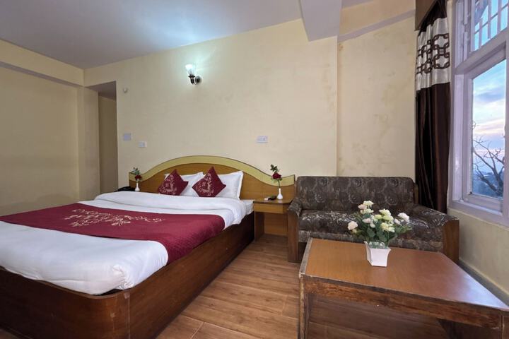 Room 4 of 30