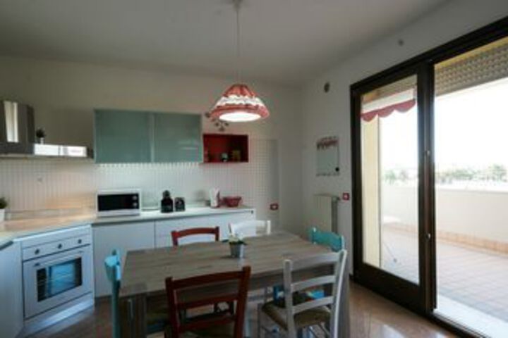 Room 18 of 31