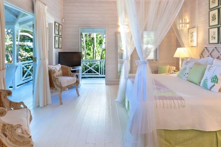 Room 3 of 25