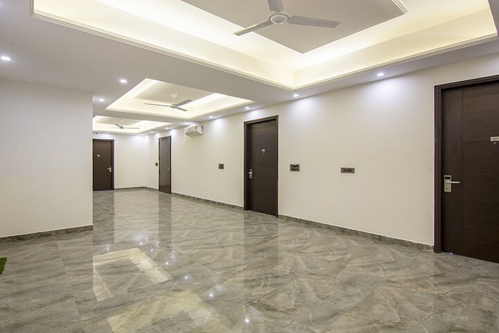 Hotel Interior 4 of 59