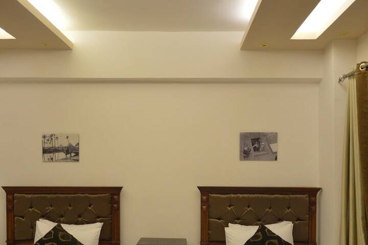 Room 14 of 53