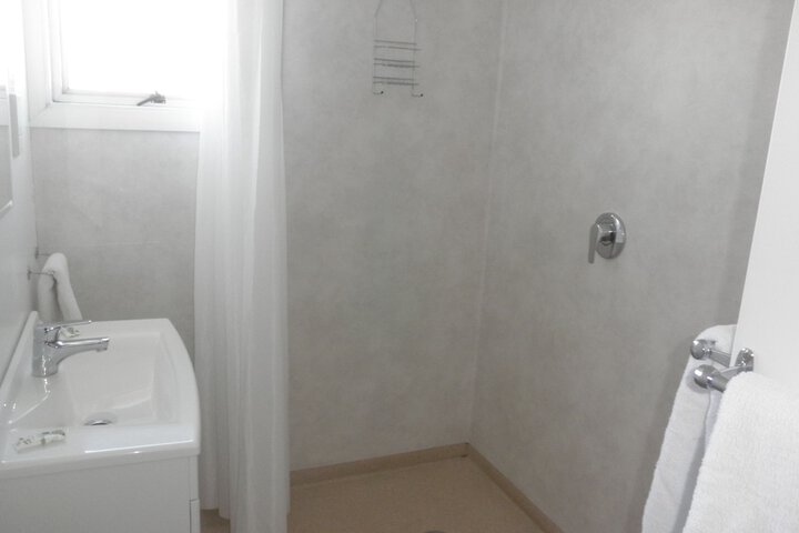 Room 12 of 30