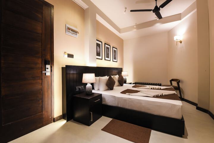 Room 92 of 171