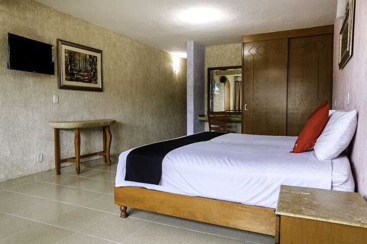 Room 3 of 54