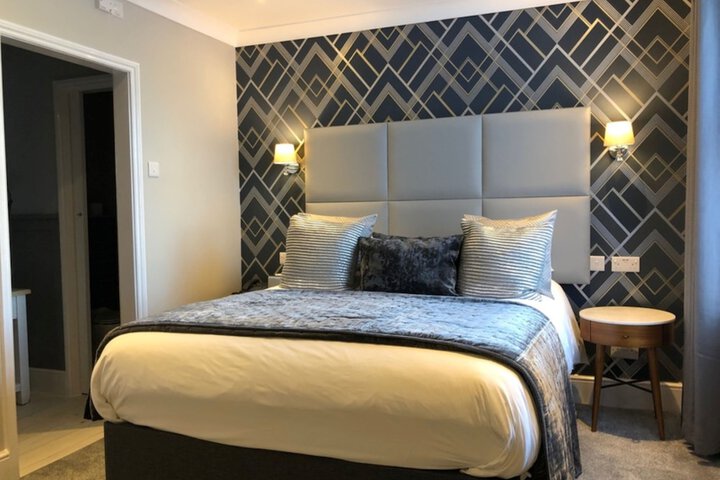 Room 9 of 61