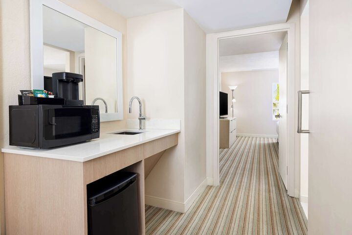 Minibar