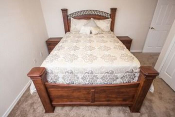 Room 10 of 22