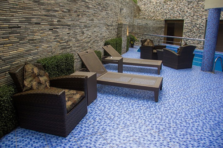 Pool 106 of 155