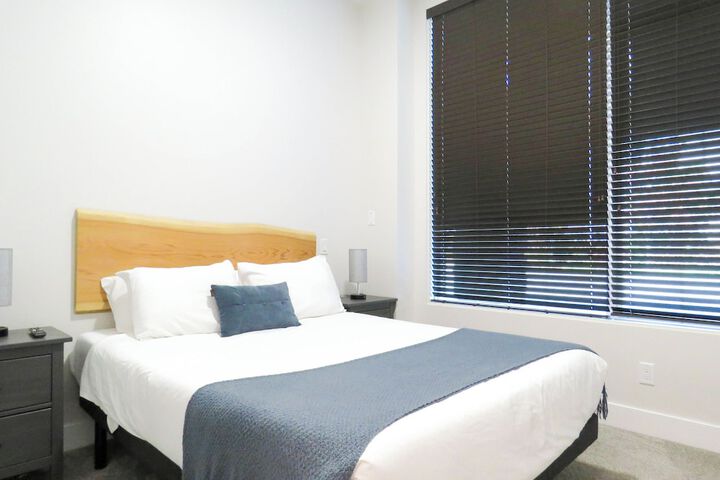 Room 4 of 23