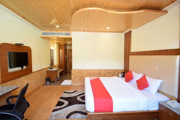Room 13 of 25
