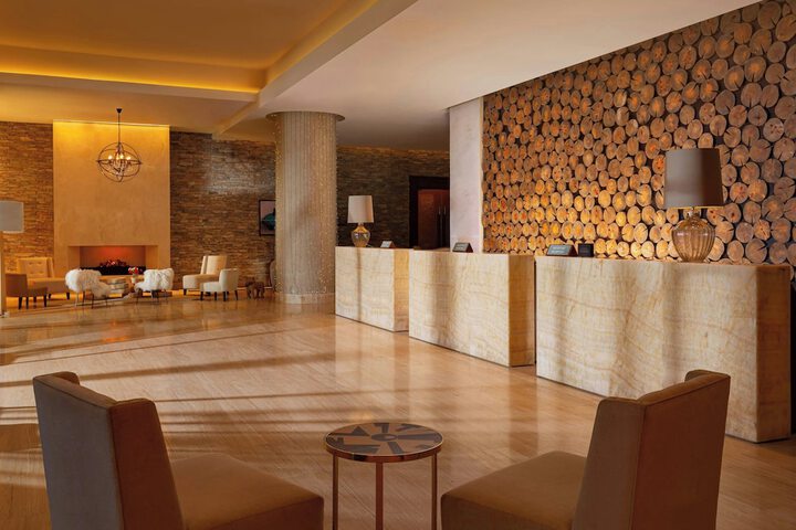 Hotel Interior 5 of 95