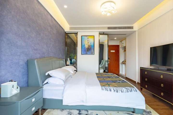 Room 85 of 174