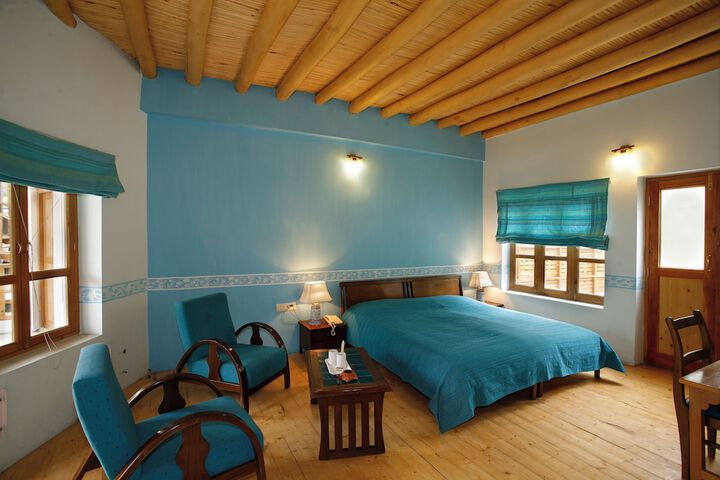 Room 9 of 35