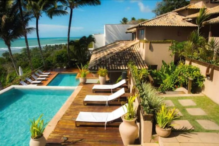 Pool 44 of 58