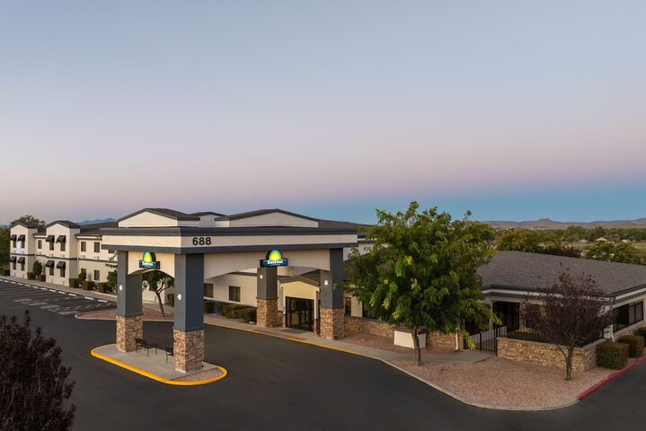 Hotel Entry
