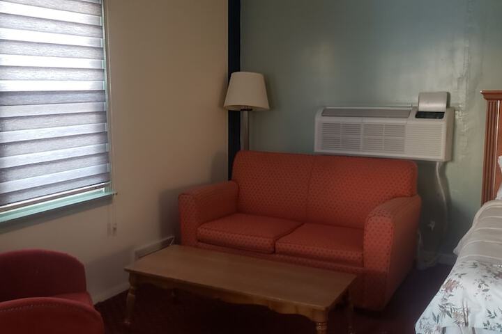 Room 12 of 39