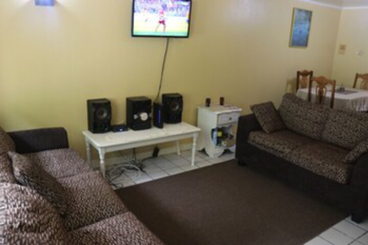 Room 7 of 14