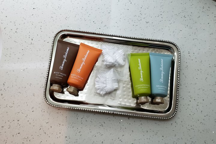 Bathroom amenities