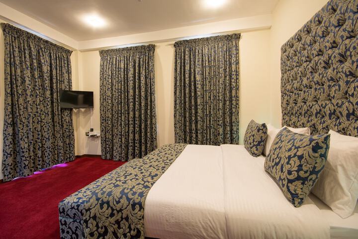 Room 21 of 85