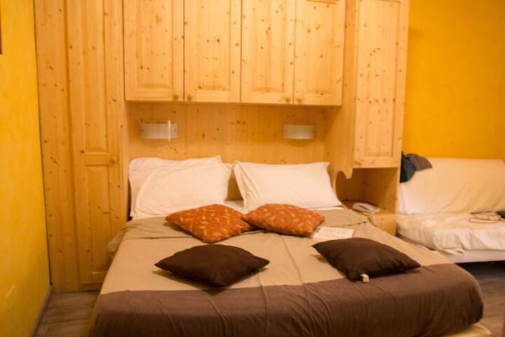 Room 34 of 81