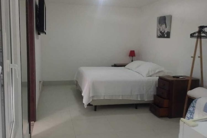 Room 17 of 80