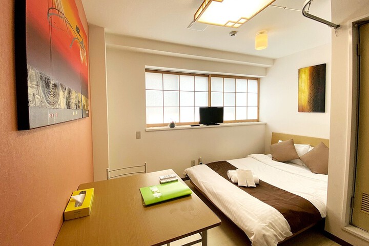 Room 30 of 110