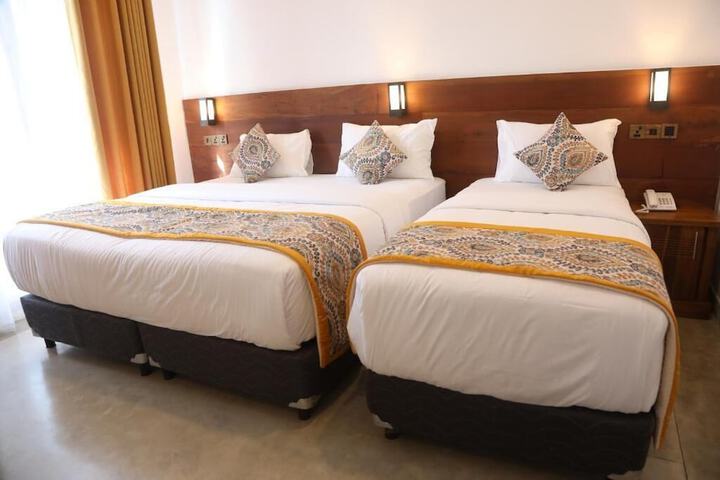 Room 2 of 12