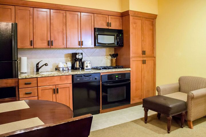 Room 30 of 107