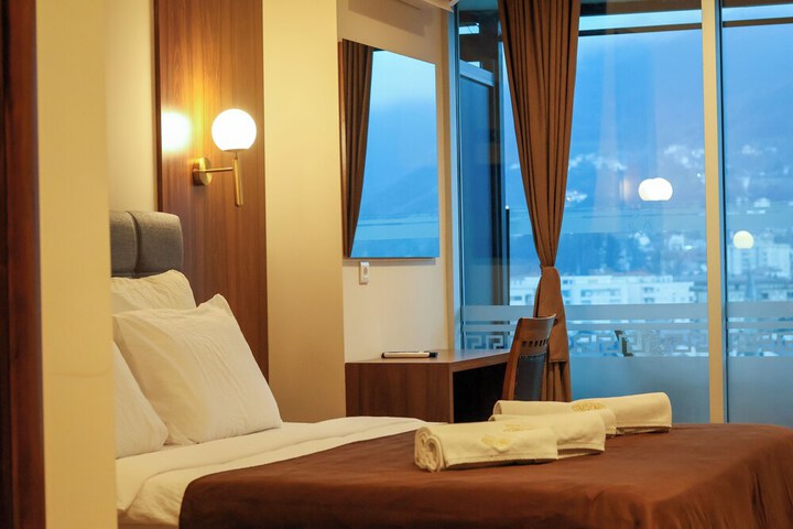 Room 46 of 98